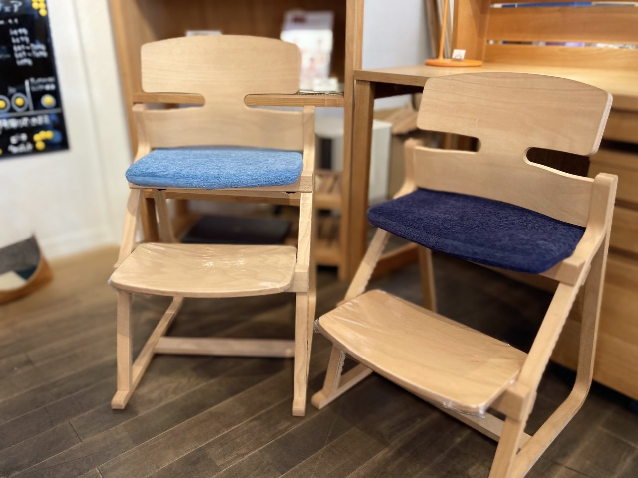 たなかじま家具店で展示しているアップライトチェア